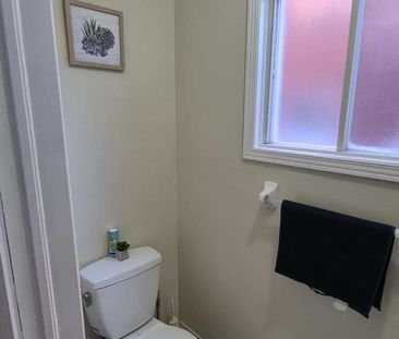 For Lease - 124 Desert Sand Drive, Brampton, Ontario - Photo 4