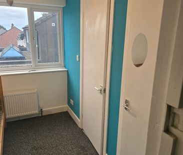 Room in a Shared House, Coberley, BS15 - Photo 3