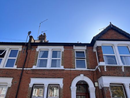 1 Bed Flat, Wellwood Road, IG3 - Photo 5