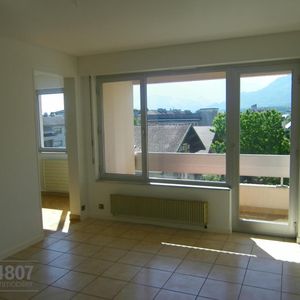 Appartement T2 à louer à La Roche Sur Foron - Photo 2