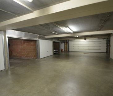 Te huur: Instapklaar appartement met garage - Photo 1
