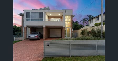 Stylish Near-New Duplex in Prime Location - Photo 3