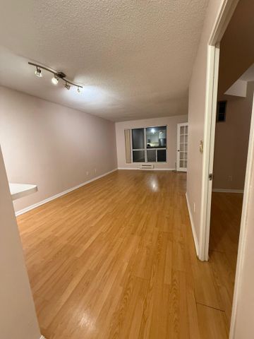 For Lease - 7 Carlton Street Unit# 1707, Toronto, Ontario - Photo 4