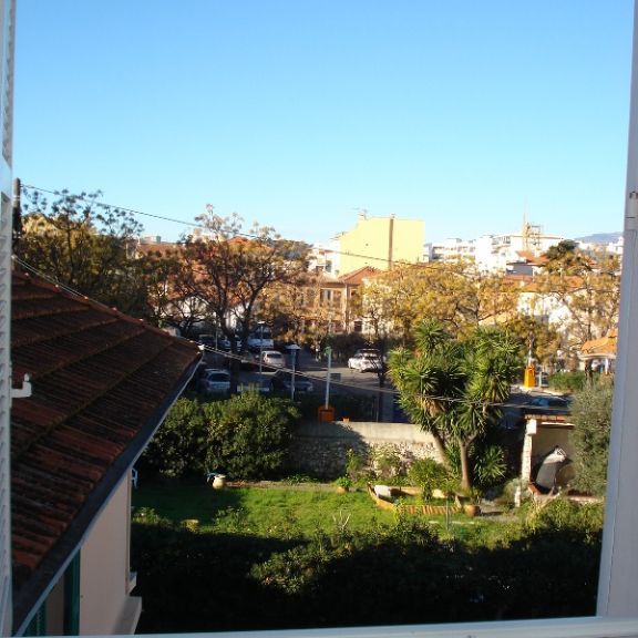 Location Appartement 2 pièces 34m² CAGNES SUR MER 06800 - Photo 1