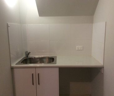 131 East Street, Brompton SA 5007 - House For Rent | Domain - Photo 5