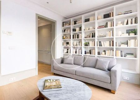 2 bedroom luxury Apartment for rent in Madrid, Spain - Photo 3