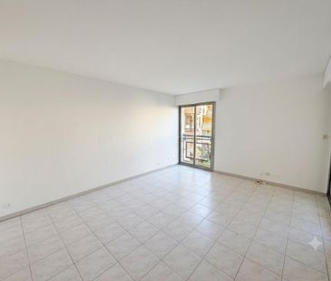 Location Appartement 2 pièces 43m² CANNES 06400 - Photo 1