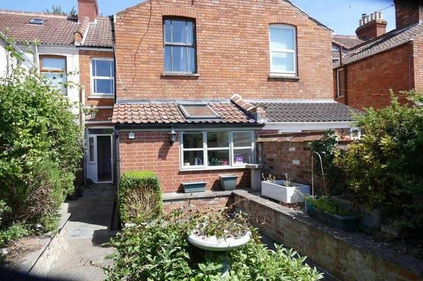 5 bedroom house share to rent - Photo 1