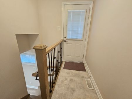 For Lease - 24 Darcy Magee Crescent Unit# Basement, Toronto, Ontario - Photo 5