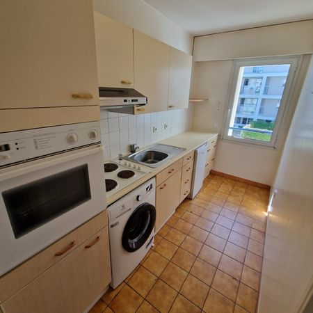 Location Appartement 2 pièces 53m² PAU 64000 - Photo 3