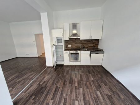 NÄHE U1 KEPLERPLATZ - WUNDERSCHÖNE 2 ZIMMER WOHNUNG - Photo 2