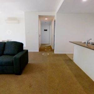 Master Room of 2 Bedroom*33 - Photo 2