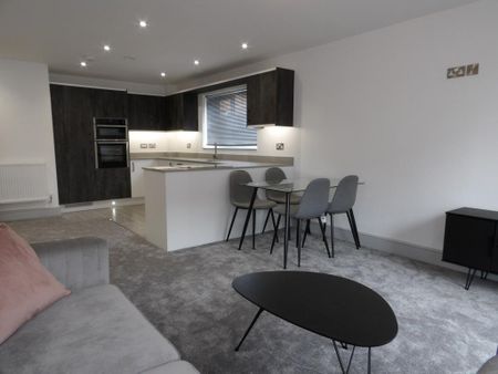 2 bedroom apartment to rent - Photo 2