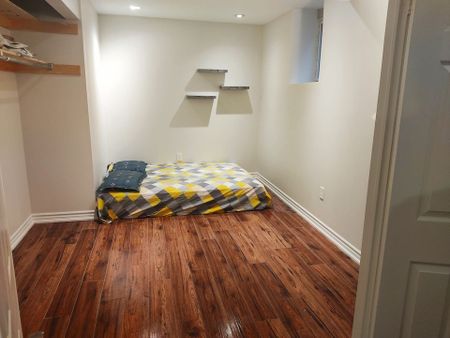 For Lease - 4 Stone Street, Halton Hills, Ontario - Photo 5