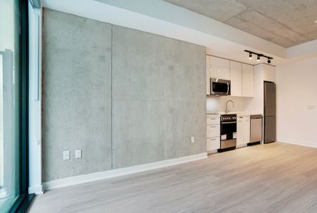 For Lease - 284 King Street Unit# 1803, Toronto, Ontario - Photo 2
