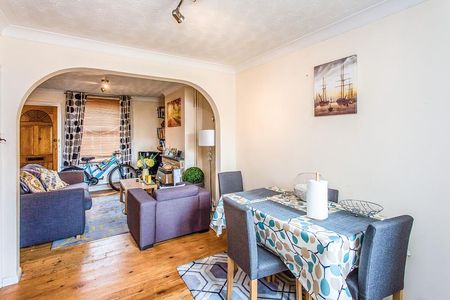 2 bedroom house to rent Albert Street, Bury St. Edmunds, IP33 - Photo 5