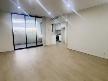 2 bed 2 bath-605 - Photo 2