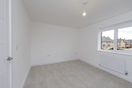 2 bedroom semi-detached house to rent - Photo 4