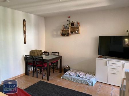 Location Appartement 2 pièces 37m² ST PIERRE DU MONT 40280 - Photo 2