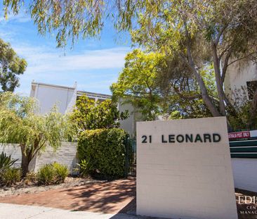 Modern Two-Bedroom Apartment with Resort-Style Amenity - Photo 1