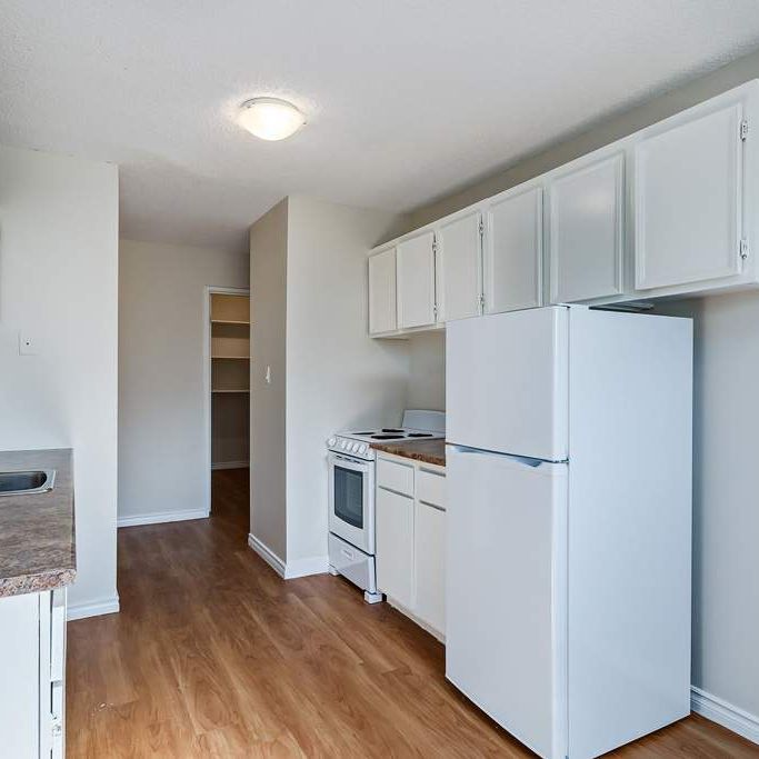 Renovated Suite - 2 Bedroom - Photo 1
