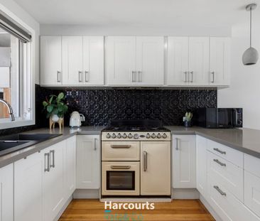 Spacious and Modern 3-Bedroom Home in Thomastown - Photo 4