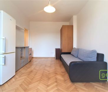 Pronájem bytu 1+kk a garsoniéry 22 m² - Fotografie 1
