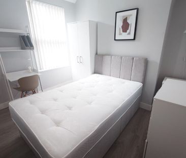 Hawkins Street, Liverpool. - Photo 3