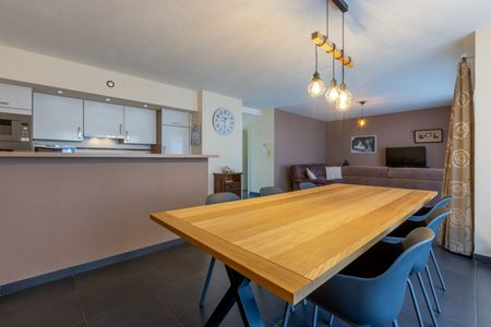 Gezellig, instaplaar app met 2 slk, terras en autostaanplaats - Foto 3