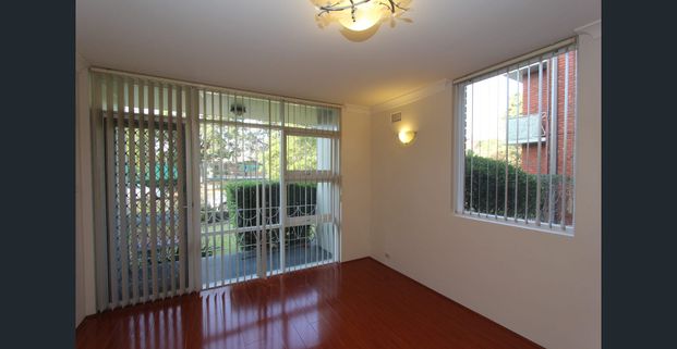 Beautiful Like New Timber Floor Strathfield 2 Bedrooms Unit - Photo 1