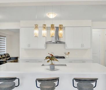 293 Broadacre Drive apartment — Kitchener, ON (5-Bedroom) - 5 Bedroom - Photo 3