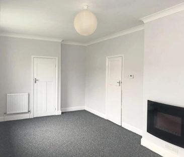 A superb two bedroom detached bungalow situated close to Gorleston ... - Photo 2