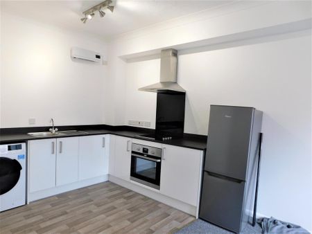 1 bedroom apartment to rent - Photo 4