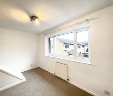 2 bedroom house to rent - Photo 1