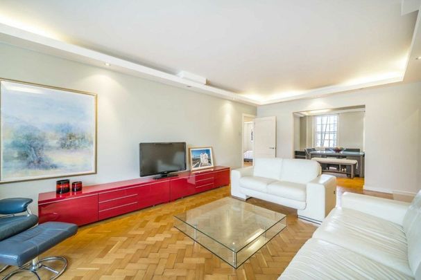 Kensington Park Road, Notting Hill, W11 - Photo 1