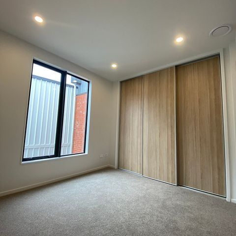 Premium oppotunity in Ellerslie Great community - Photo 1