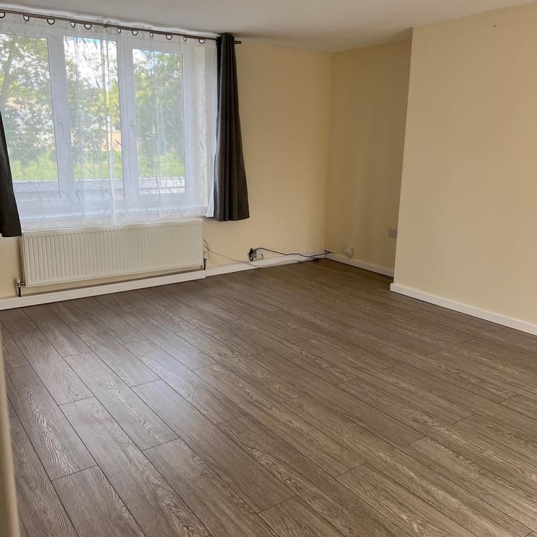 3 bedroom detached house to rent - Photo 1