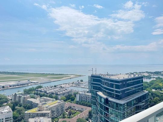 For Lease - 19 Bathurst Street Unit# 4112, Toronto, Ontario - Photo 1