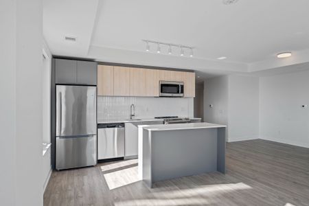 For Lease - 299 Campbell Avenue Unit# 817, Toronto, Ontario - Photo 5