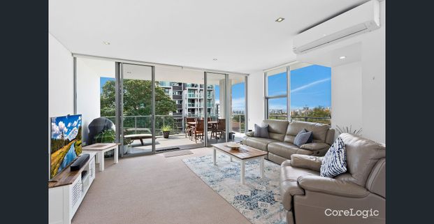 Ocean Views & A Double Lock Up Garage!!! - Photo 1