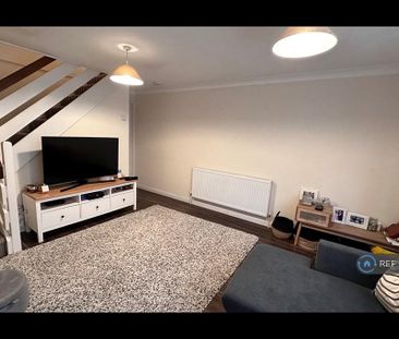 2 bedroom end of terrace house to rent - Photo 3
