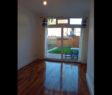 3 Bed Semi-Detached House, Barmouth Road, CR0 - Photo 1