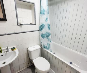 Mandeville Court - Photo 3