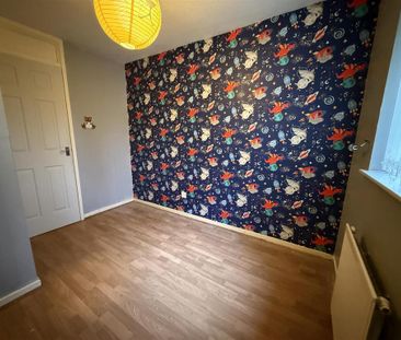 3 bedroom terraced house to rent - Photo 2