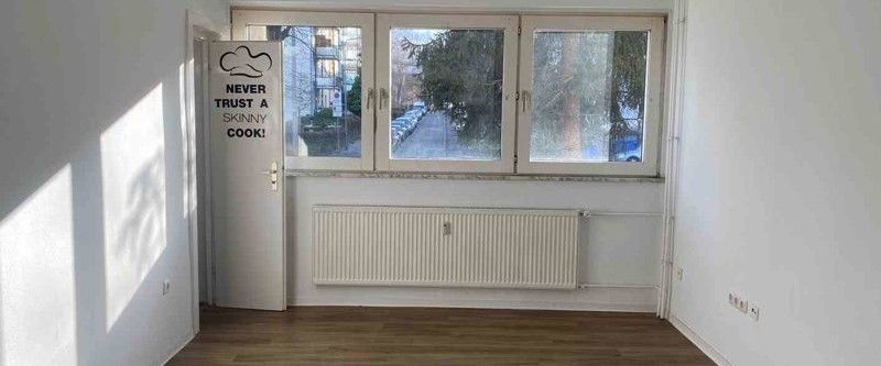 Charmante 2-Zimmer-Wohnung mit Tageslichtbad in Wiesbaden - Foto 1