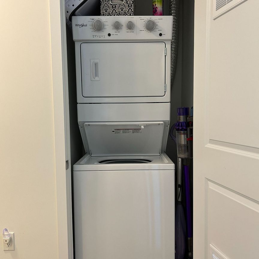 For Lease - 4655 Metcalfe Avenue Unit# 806, Mississauga, Ontario - Photo 1