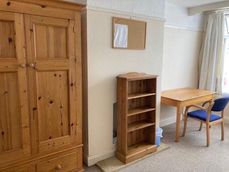 4 Bed End Terrace, Sandling Avenue, BS7 - Photo 5