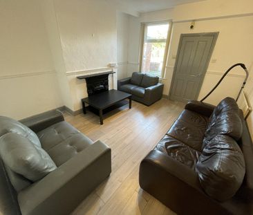 5 bedroom terraced house to rent - Photo 1