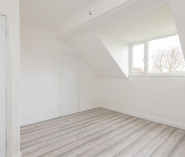 2 bed House - Mid Terrace To Let - Photo 4