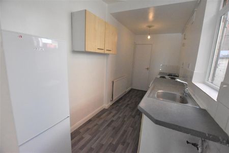 Western Road - Photo 5